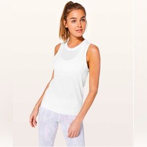 Sz 10 | Lululemon: Breeze By Muscle Tank II | EUC | White